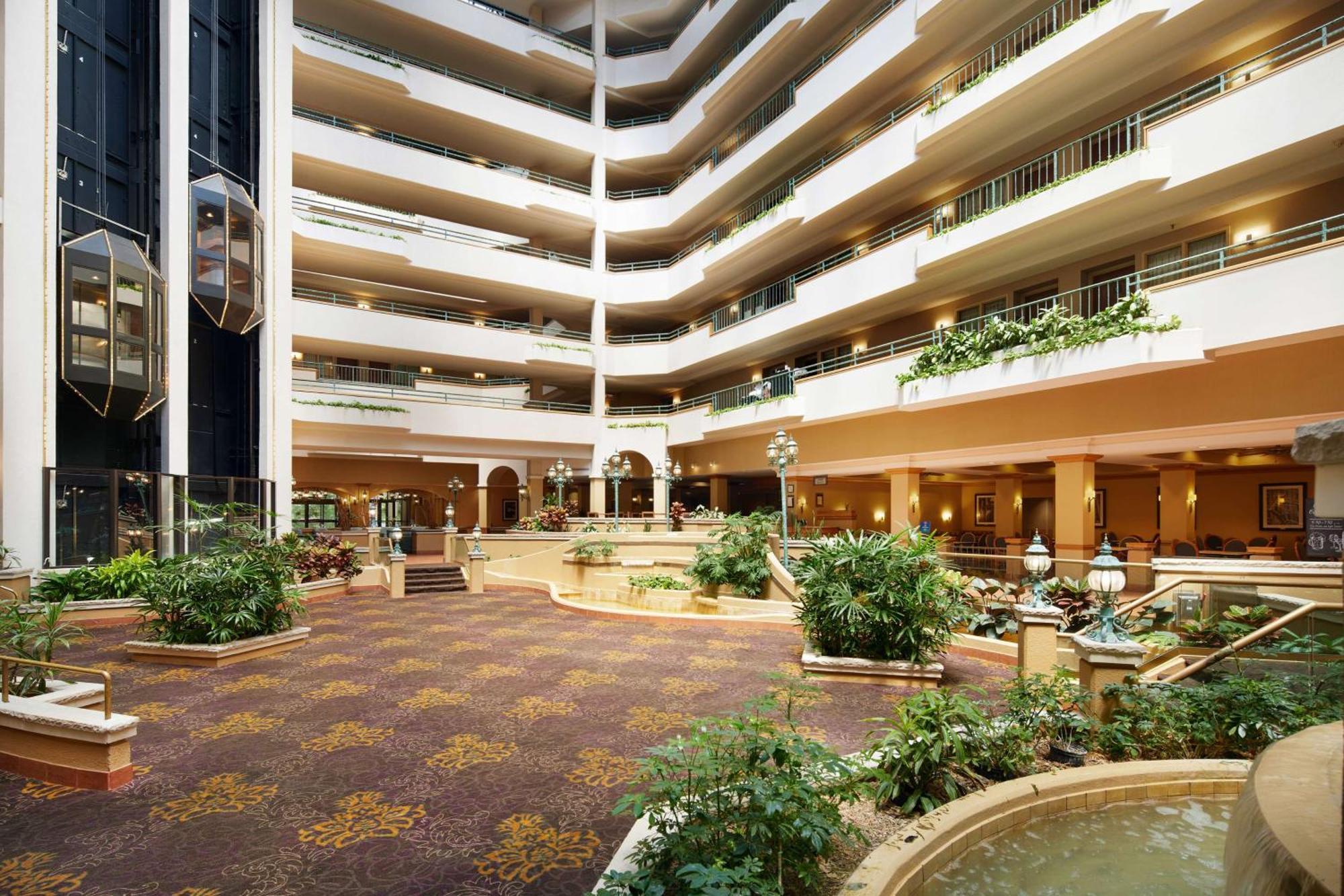Embassy Suites By Hilton Greensboro Airport Dış mekan fotoğraf
