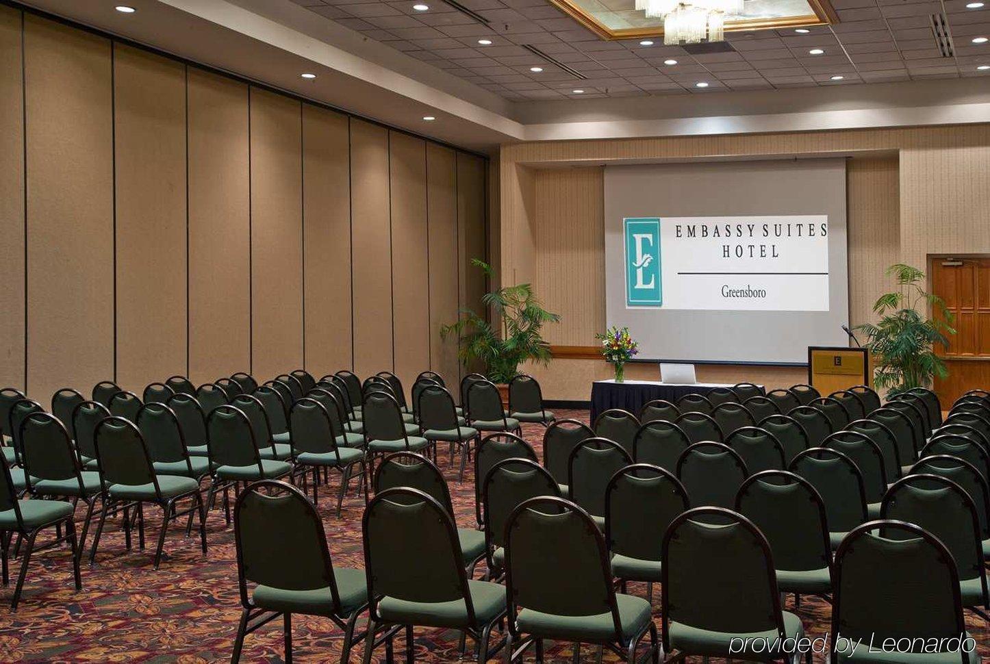Embassy Suites By Hilton Greensboro Airport Konforlar fotoğraf