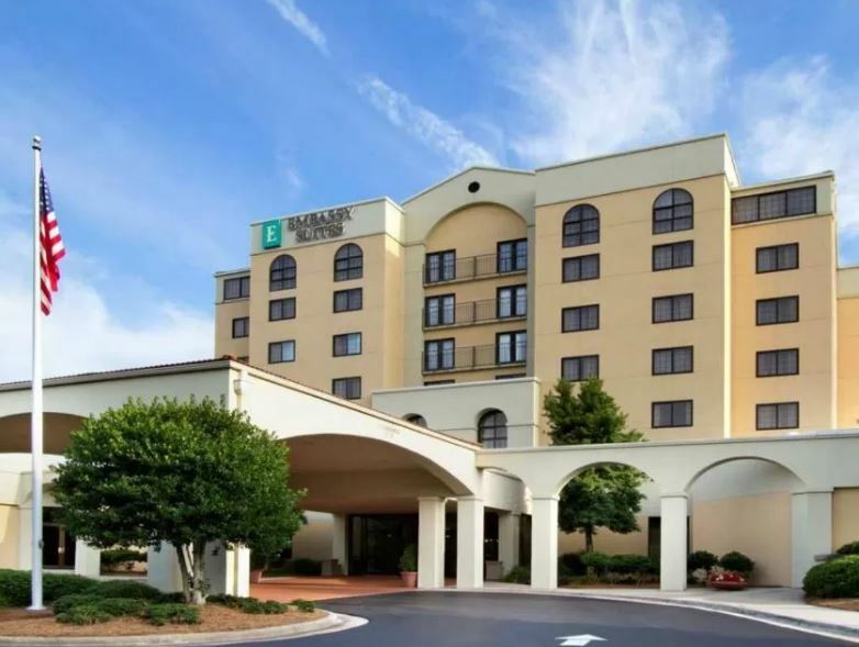 Embassy Suites By Hilton Greensboro Airport Dış mekan fotoğraf